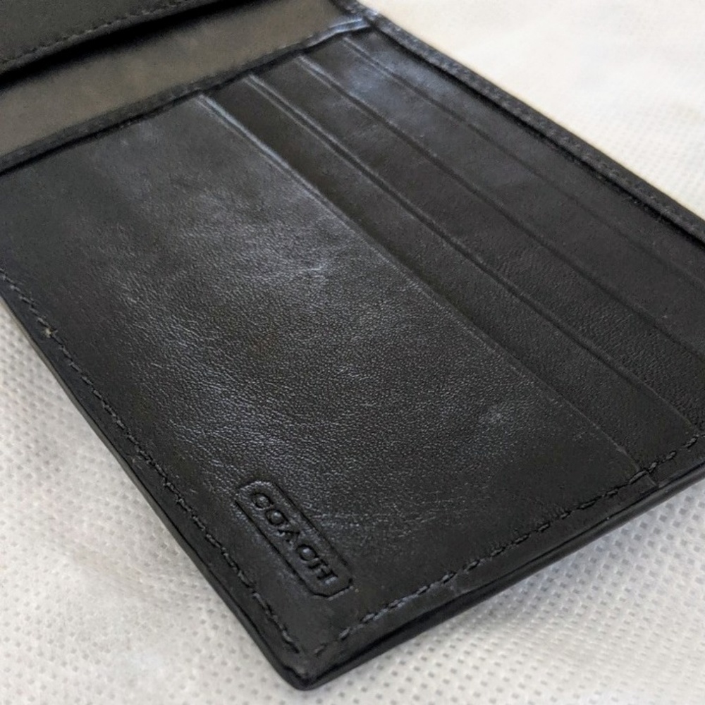 Coach Men's Slim Bi-fold Wallet